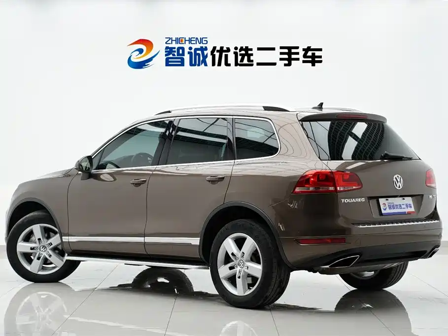 Volkswagen Touareg 2016 — фото 36