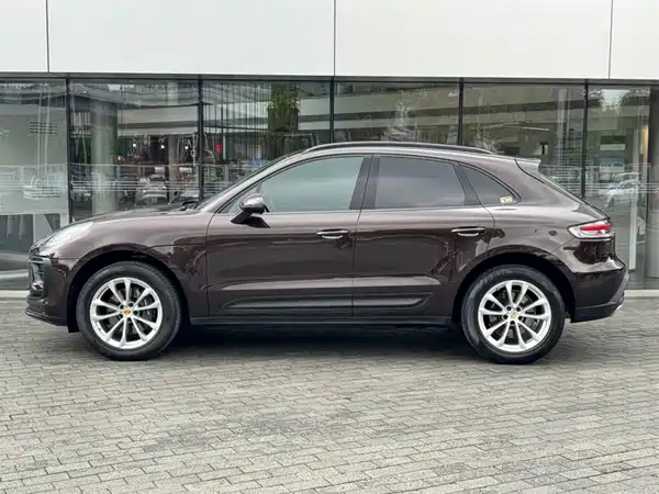 Porsche Macan 2022