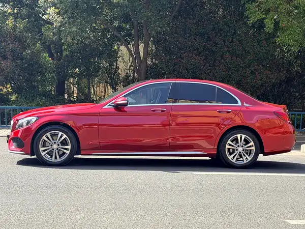 Mercedes-Benz C-Class 2017