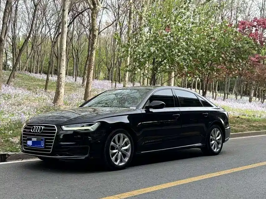 Audi A6L 2016 — фото 1