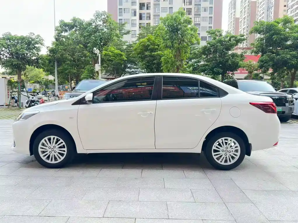 Toyota Vios 2023 — фото 5
