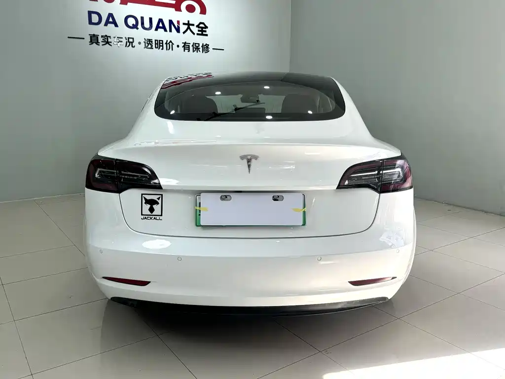 Tesla Model 3 2019 — фото 13