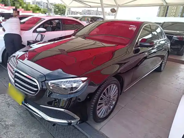 Mercedes-Benz E-Class 2021