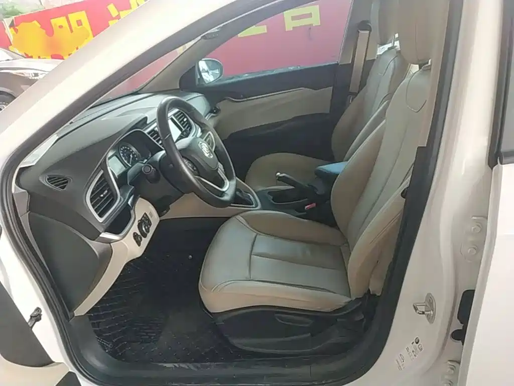 Buick Excelle GT 2019 — фото 15