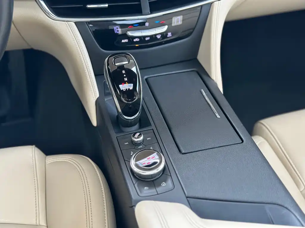 Cadillac CT6 2019 — фото 14