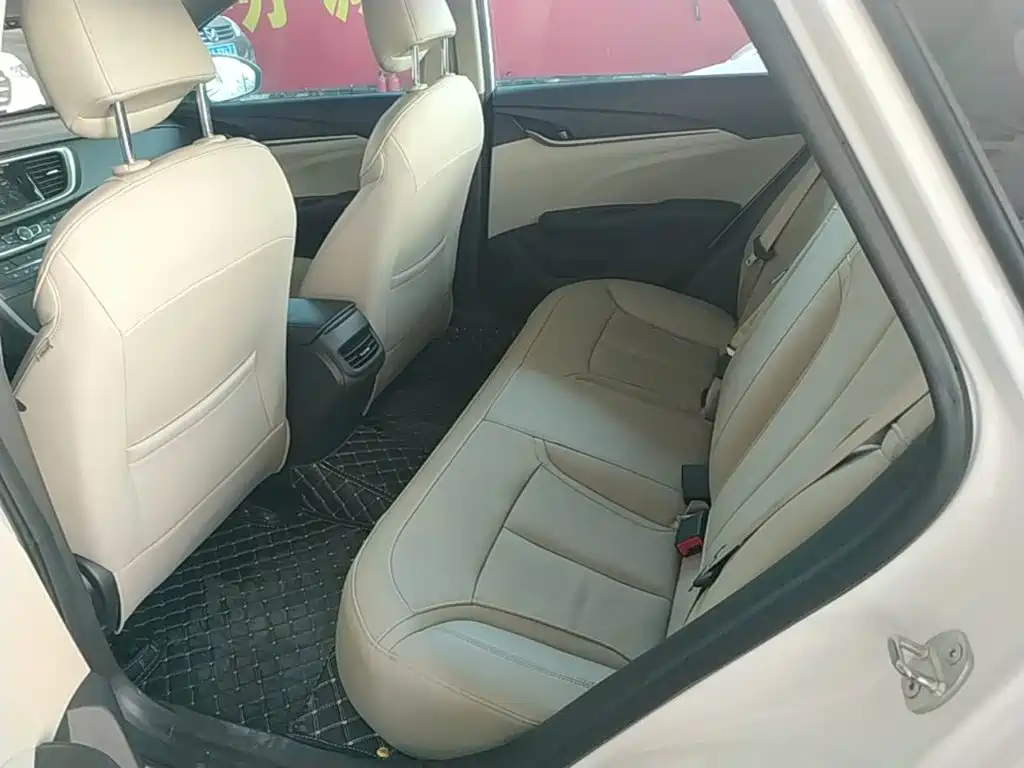 Buick Excelle GT 2019 — фото 17