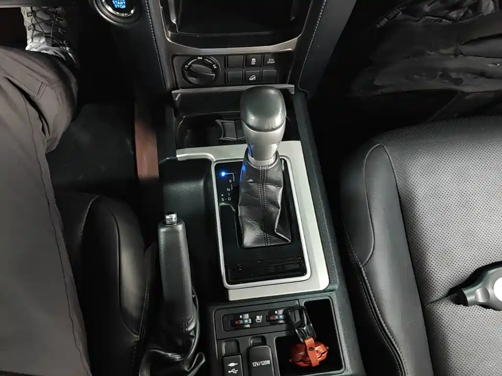 Toyota Prado 2019 — фото 14