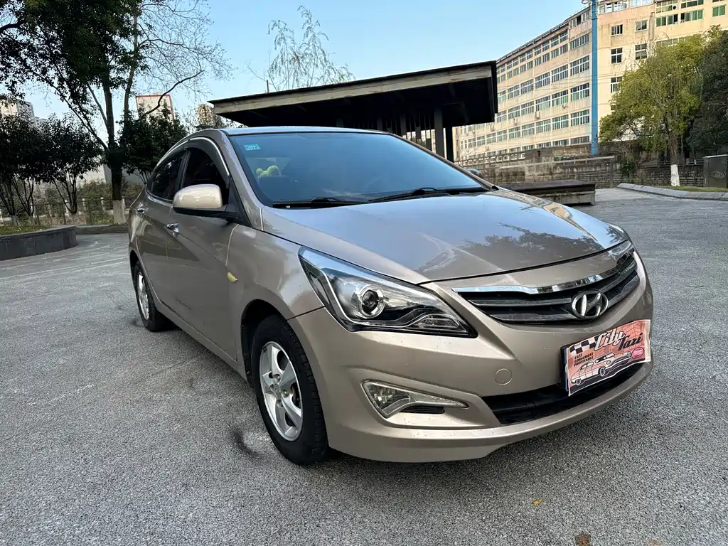 Hyundai Verna 2016 — фото 2