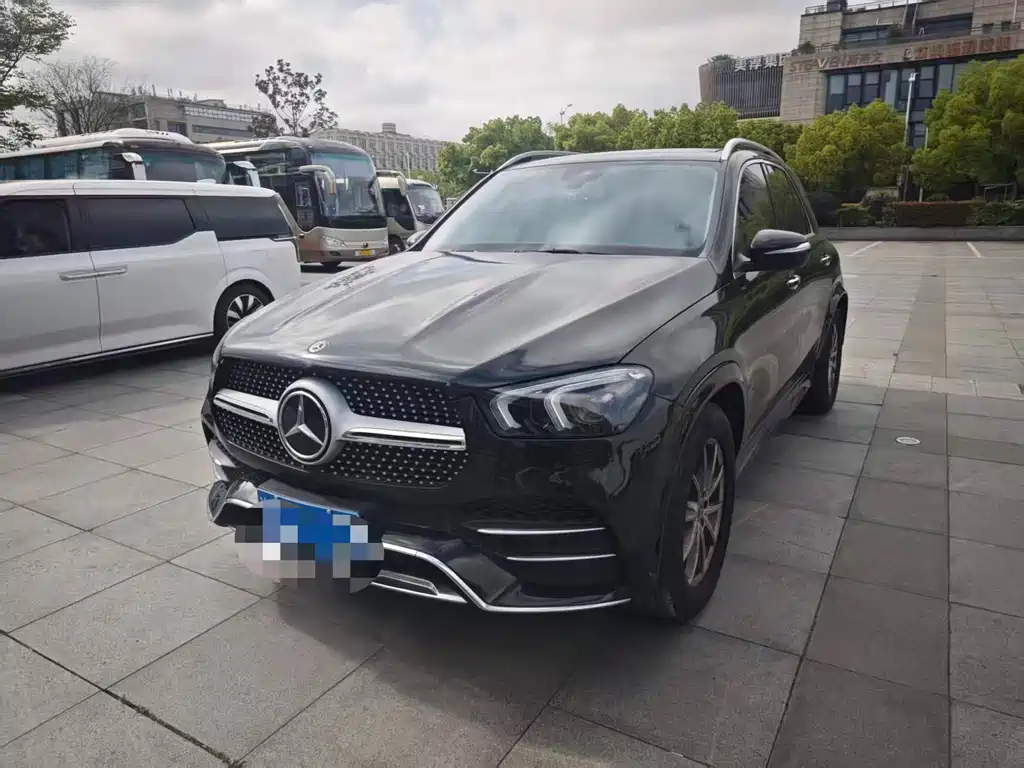 Mercedes-Benz GLE 2020 — фото 1