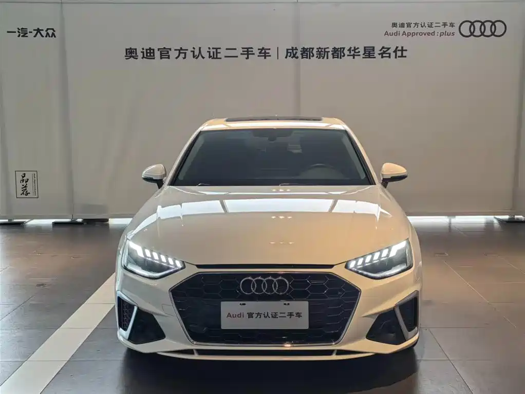 Audi A4L 2022 — фото 2