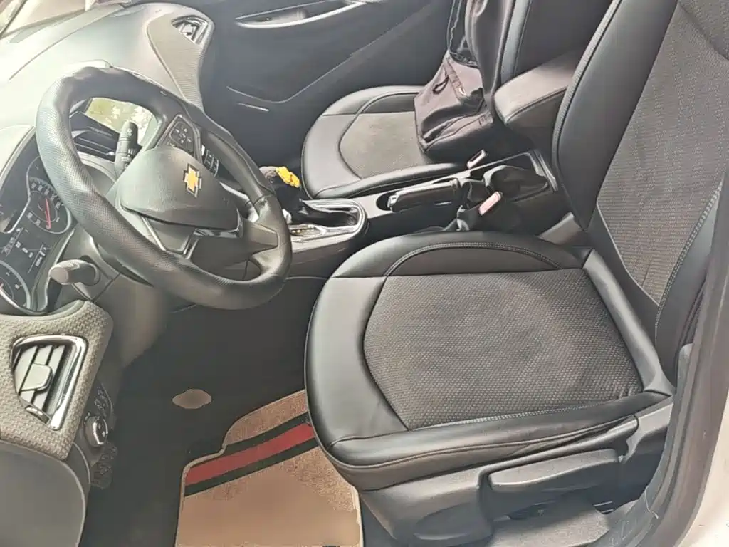 Chevrolet Cruze 2015 — фото 15