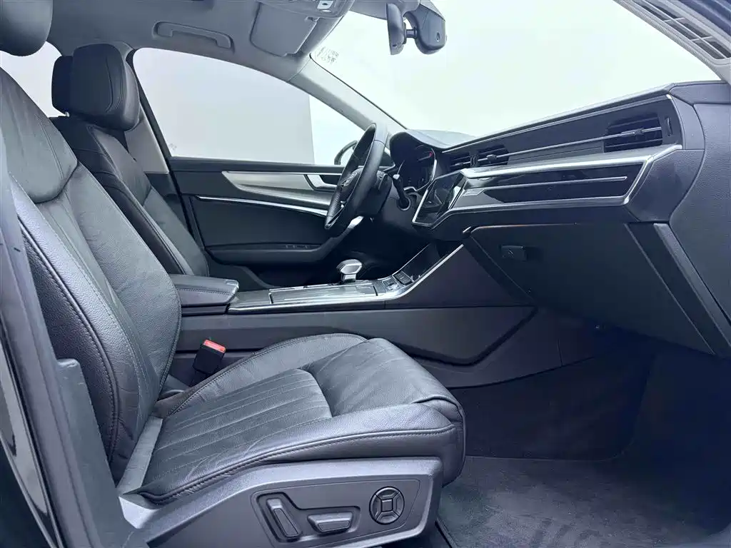 Audi A6L 2019 — фото 19