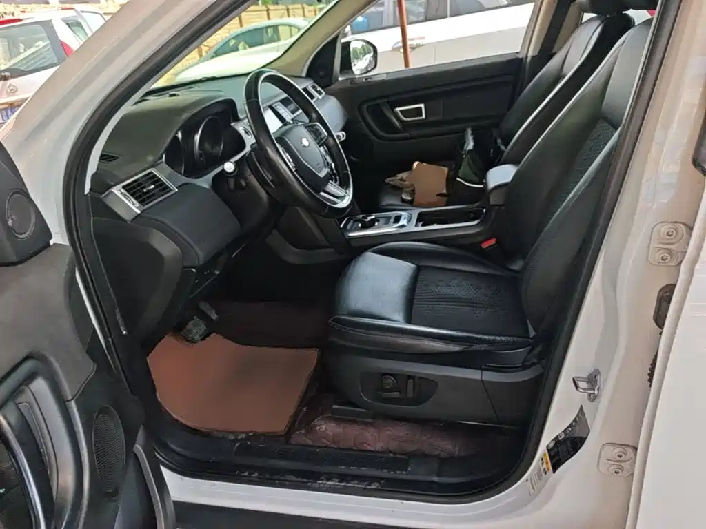Land Rover Discovery Sport 2019 — фото 15