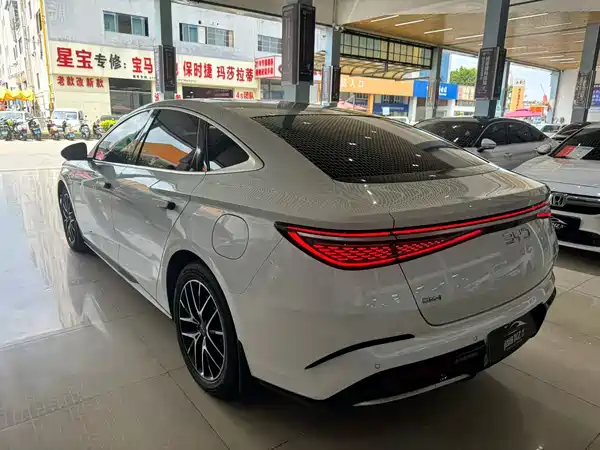 BYD Seal 2024