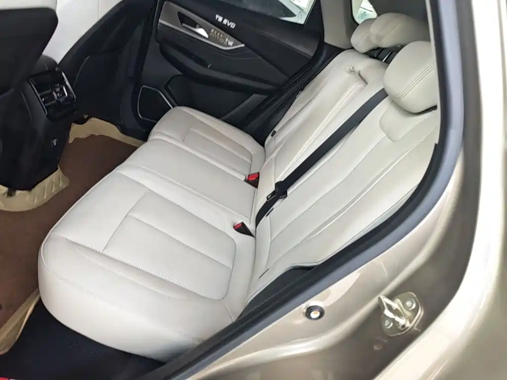 Dongfeng Fengxing T5 EVO 2021 — фото 17