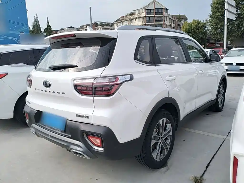 Kia Sportage 2021 — фото 7