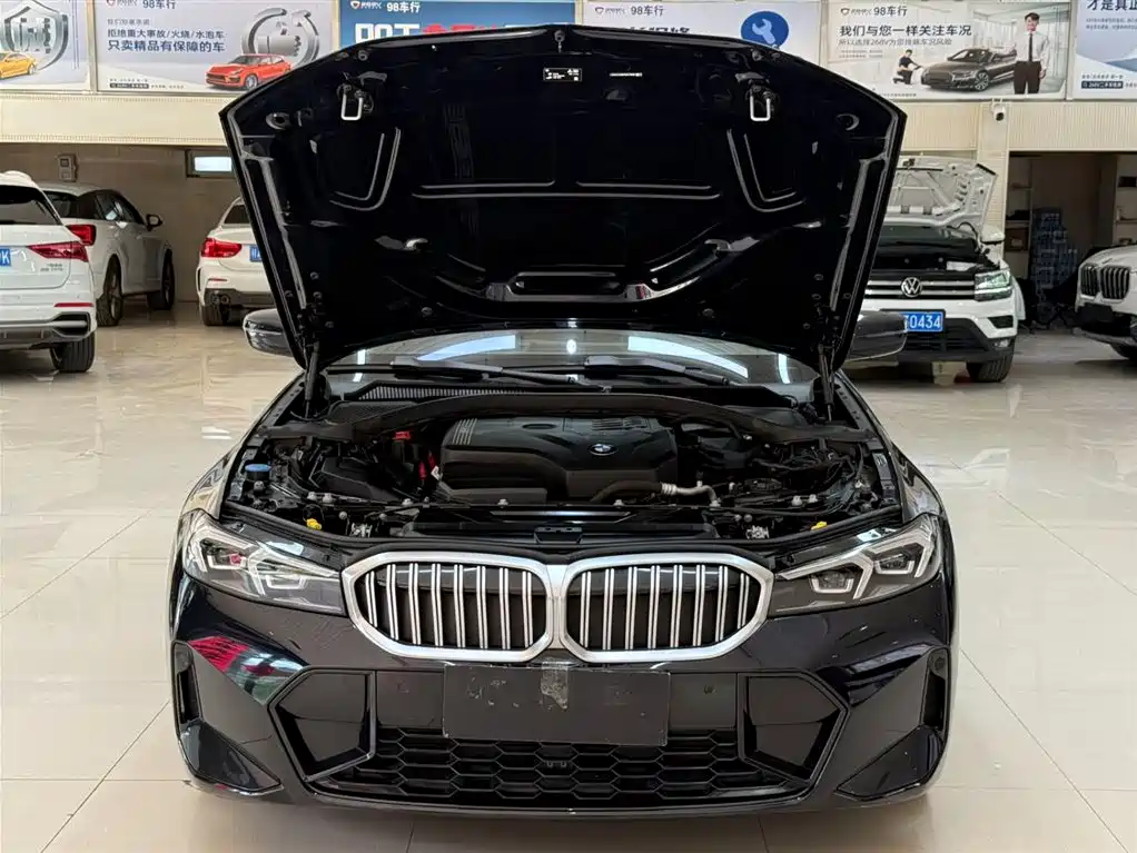 BMW 3 Series 2023