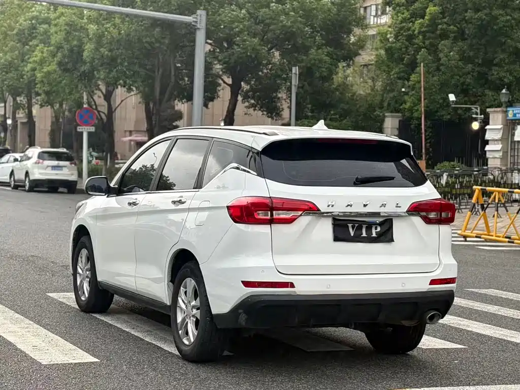 Haval M6 2020 — фото 16