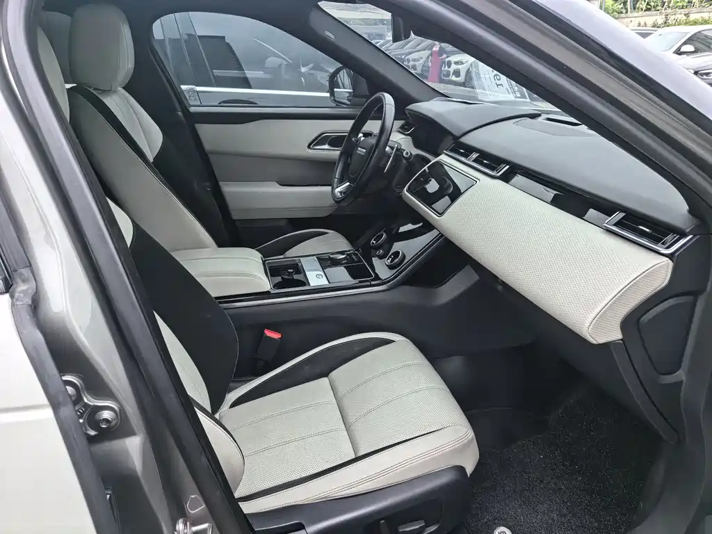 Land Rover Velar 2017 — фото 21