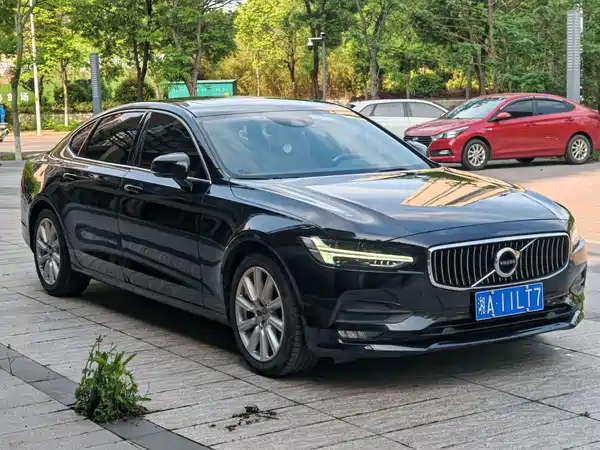 Volvo S90 2017