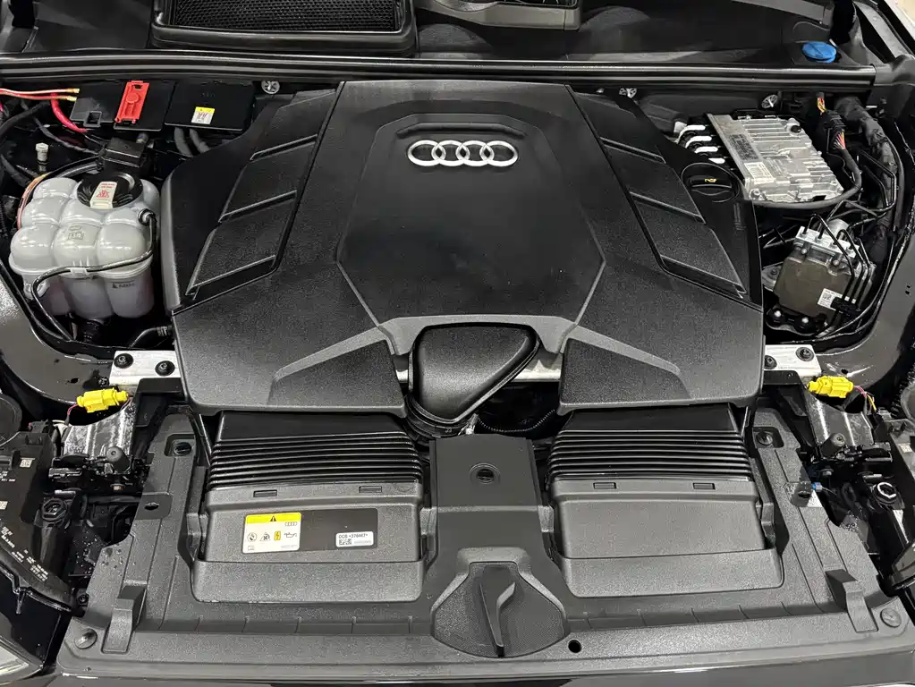 Audi Q7 2022 — фото 32