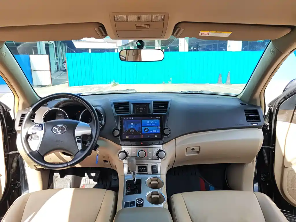 Toyota Highlander 2014 — фото 12