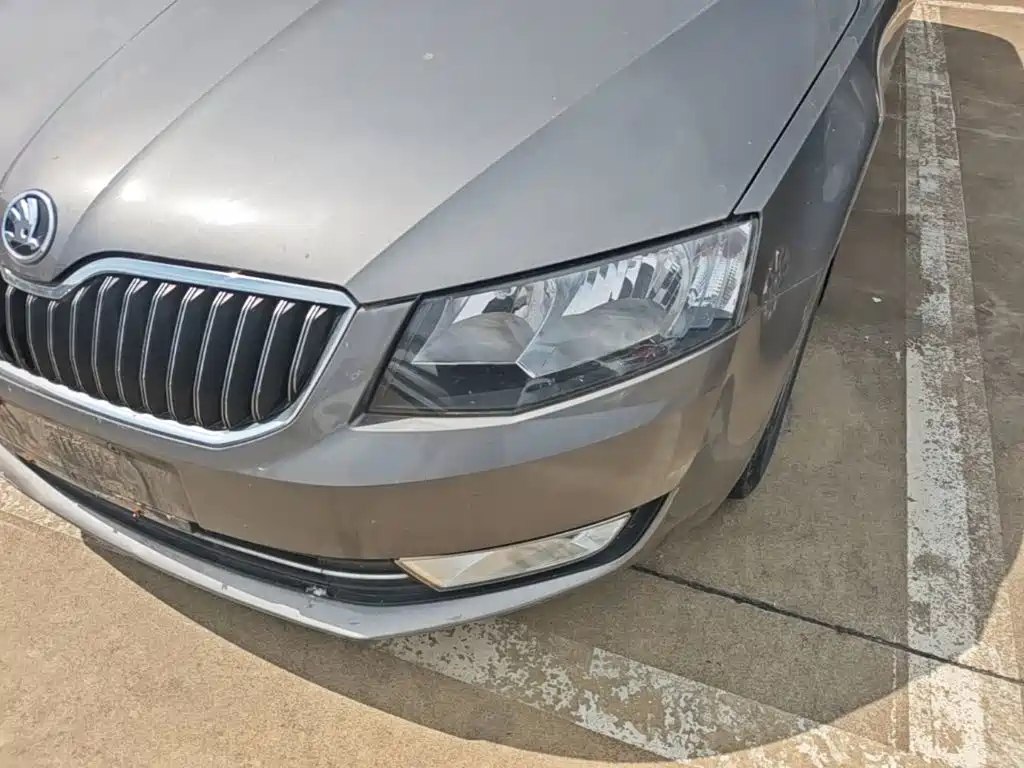 Skoda Octavia 2015 — фото 24