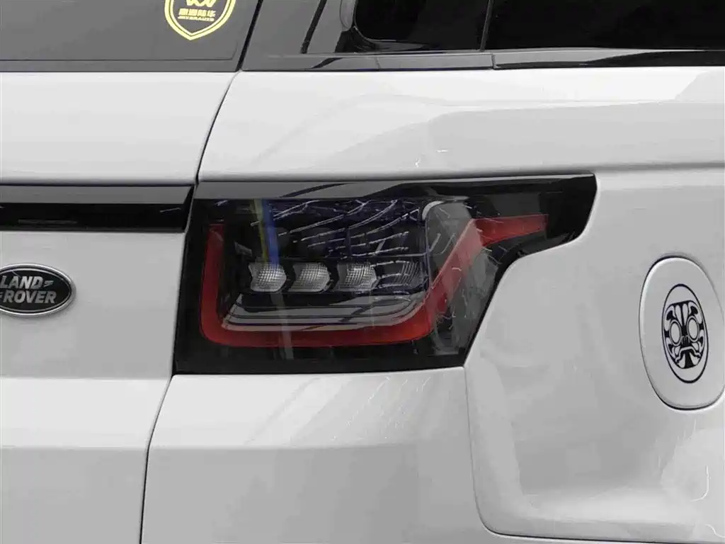 Land Rover Sport PHEV 2021 — фото 17