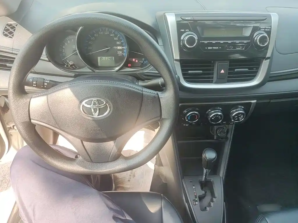 Toyota Vios 2017 — фото 10