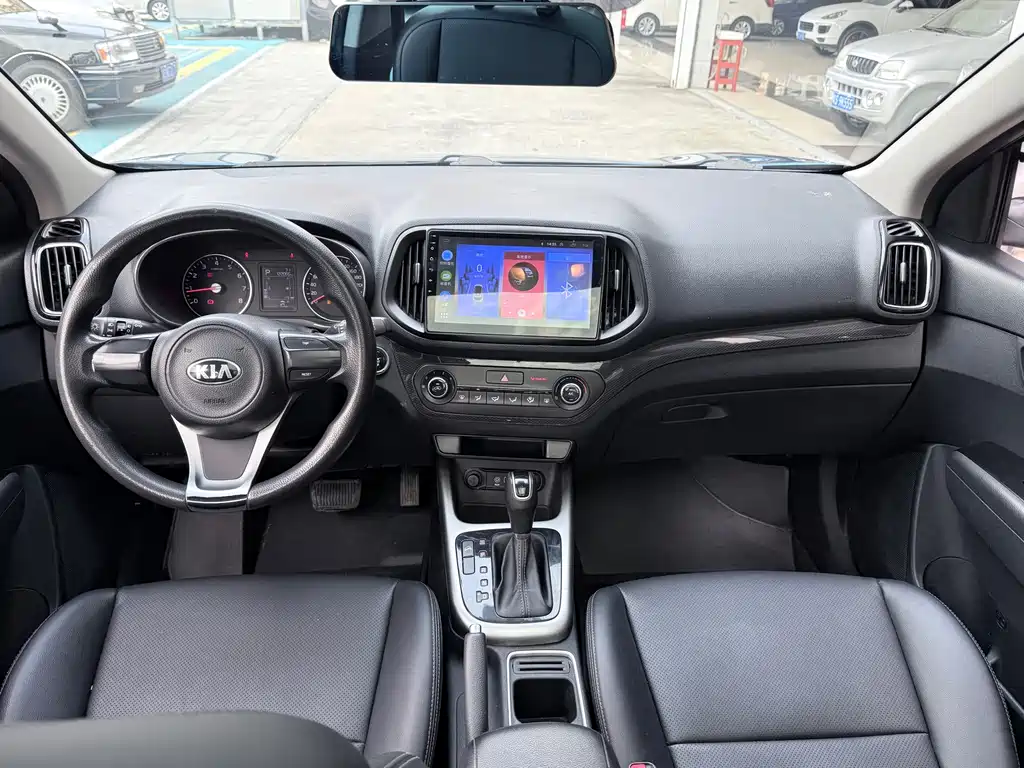 Kia KX3 2016 — фото 12