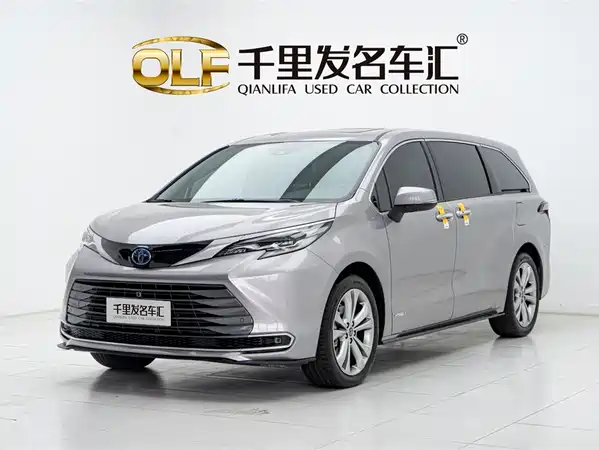 Toyota Sienna 2024