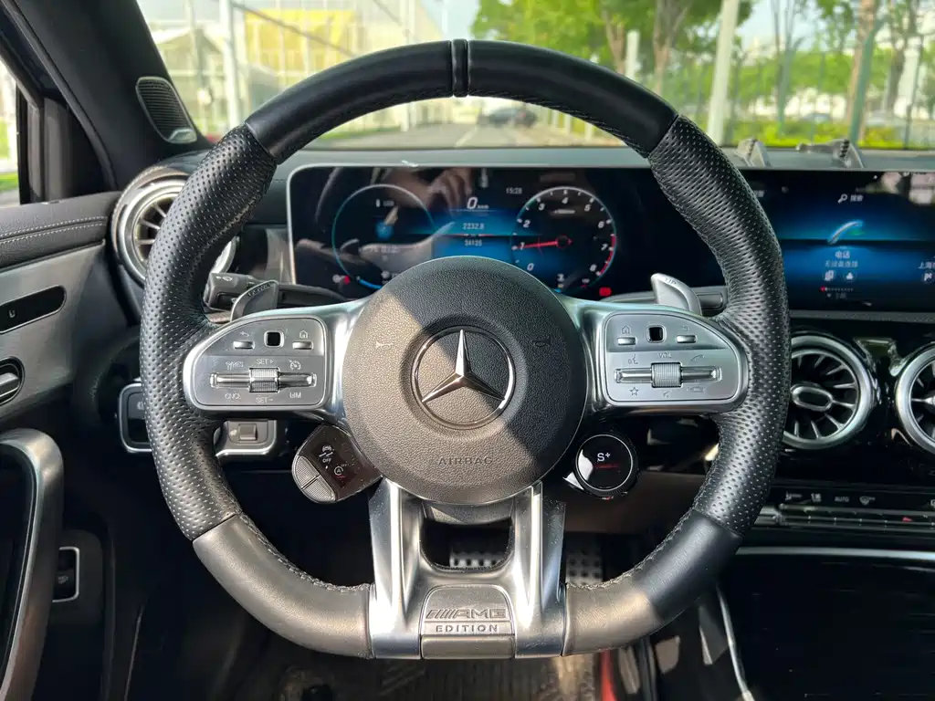 Mercedes-Benz A-Class AMG 2020 — фото 16