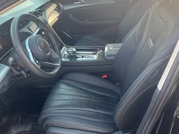 Hongqi H5 2024