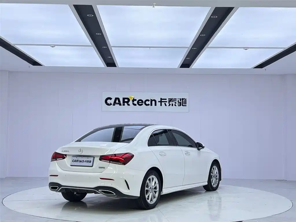 Mercedes-Benz A-Class 2022 — фото 5