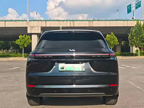 Li Auto L7 2024
