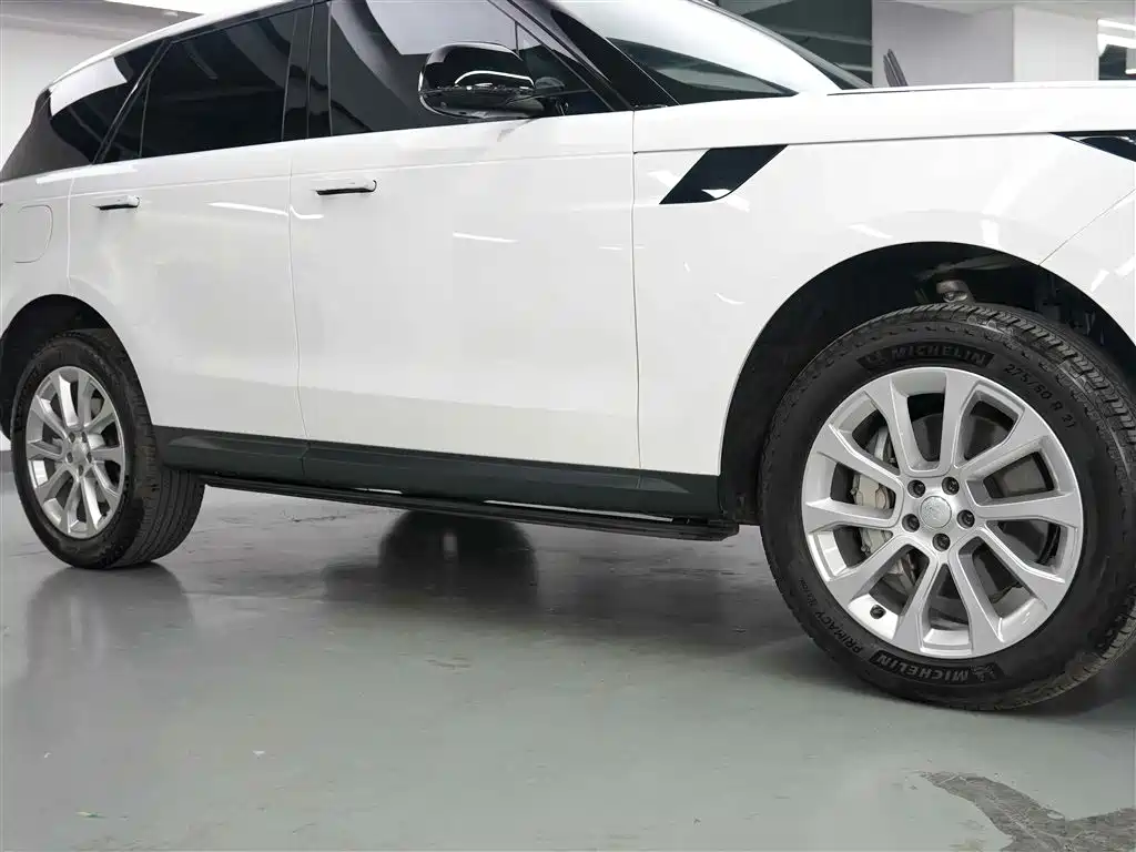 Land Rover Sport 2025 — фото 14