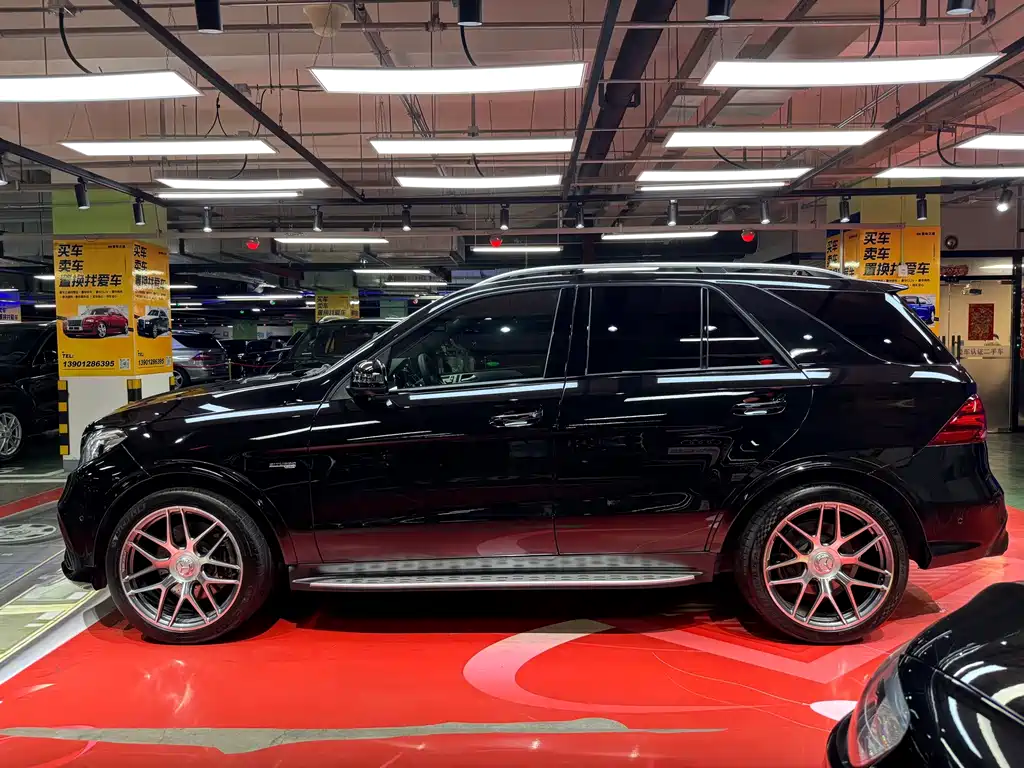 Mercedes-Benz GLE AMG 2017 — фото 8