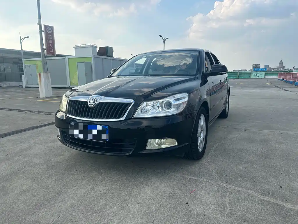 Skoda Octavia 2014 — фото 1