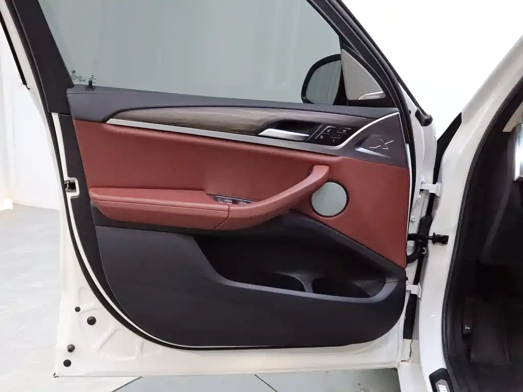 BMW X3 2022 — фото 12