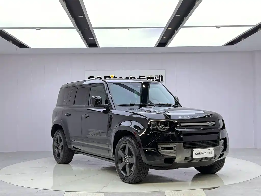 Land Rover Defender 2024 — фото 7