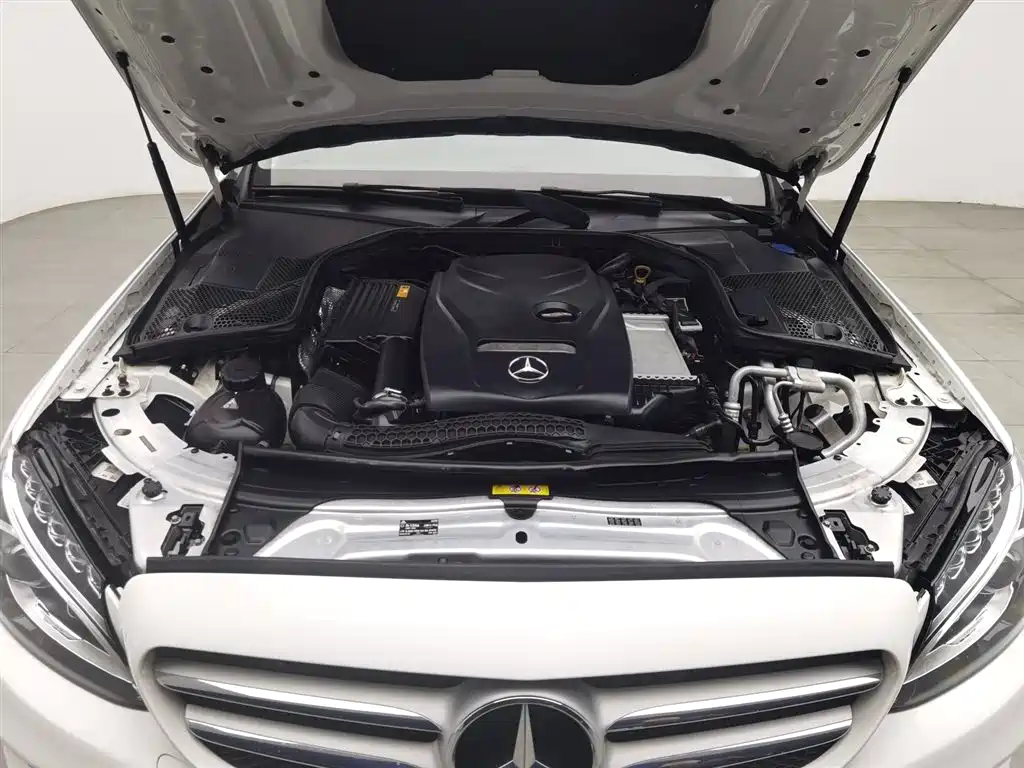 Mercedes-Benz C-Class 2017 — фото 6