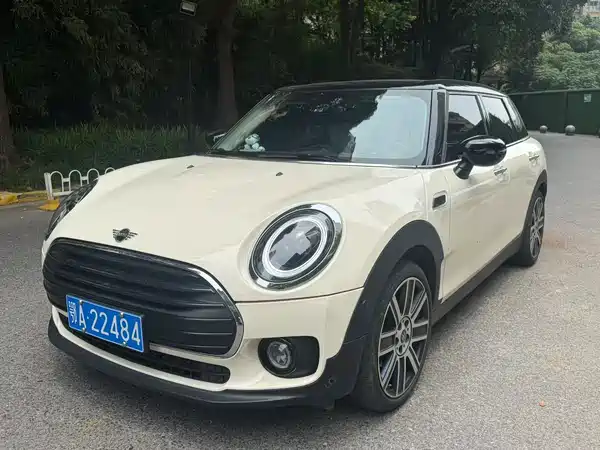 MINI Clubman 2021