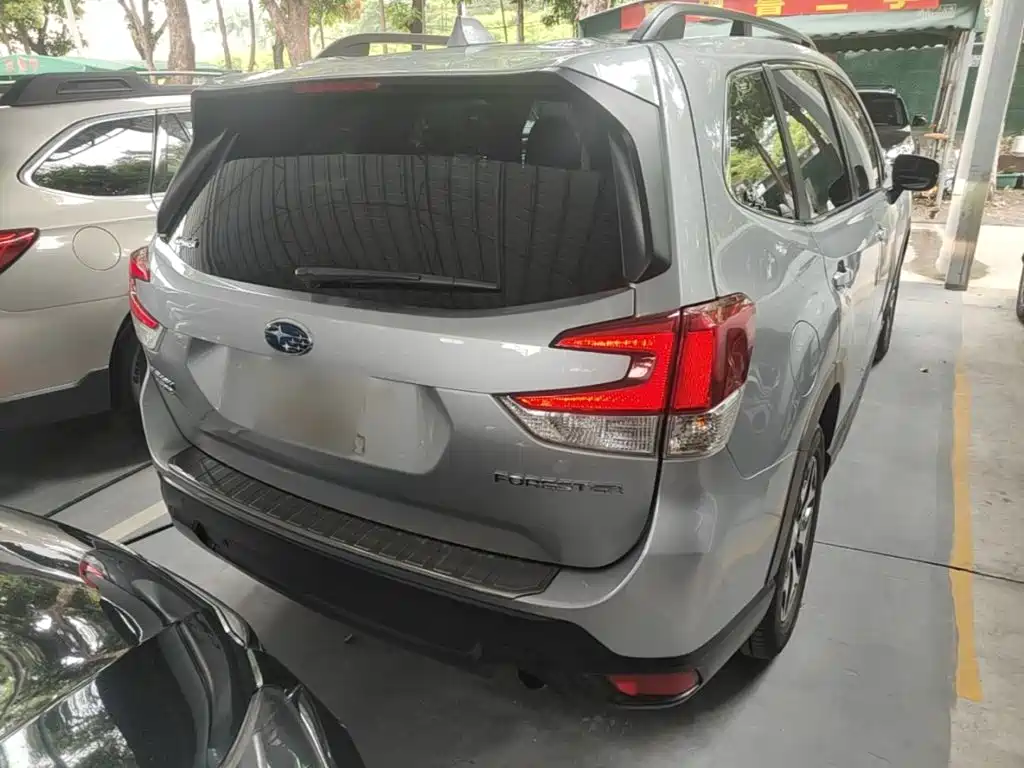 Subaru Forester 2020 — фото 7