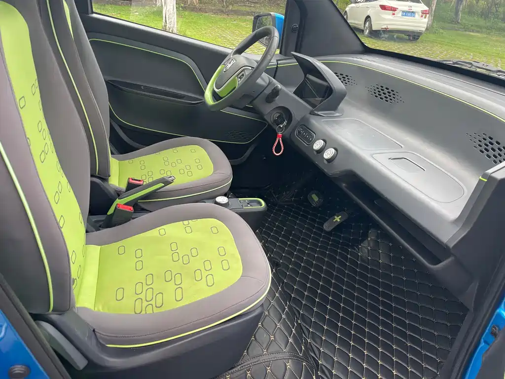 Baojun E100 2021