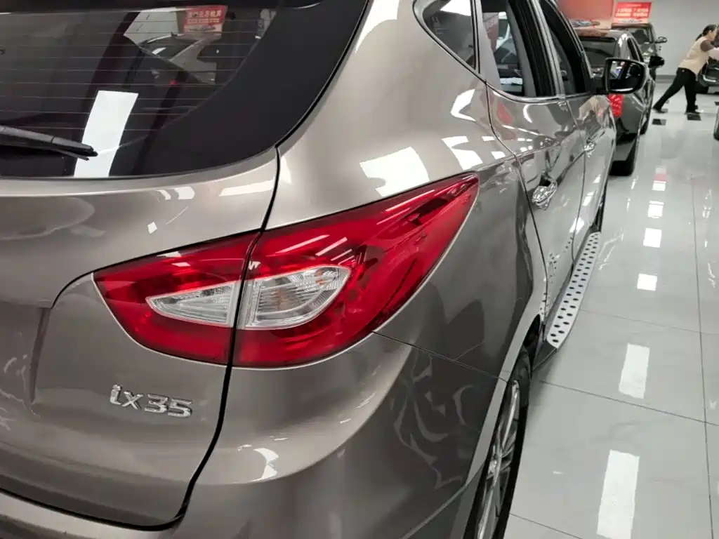 Hyundai ix35 2016 — фото 8