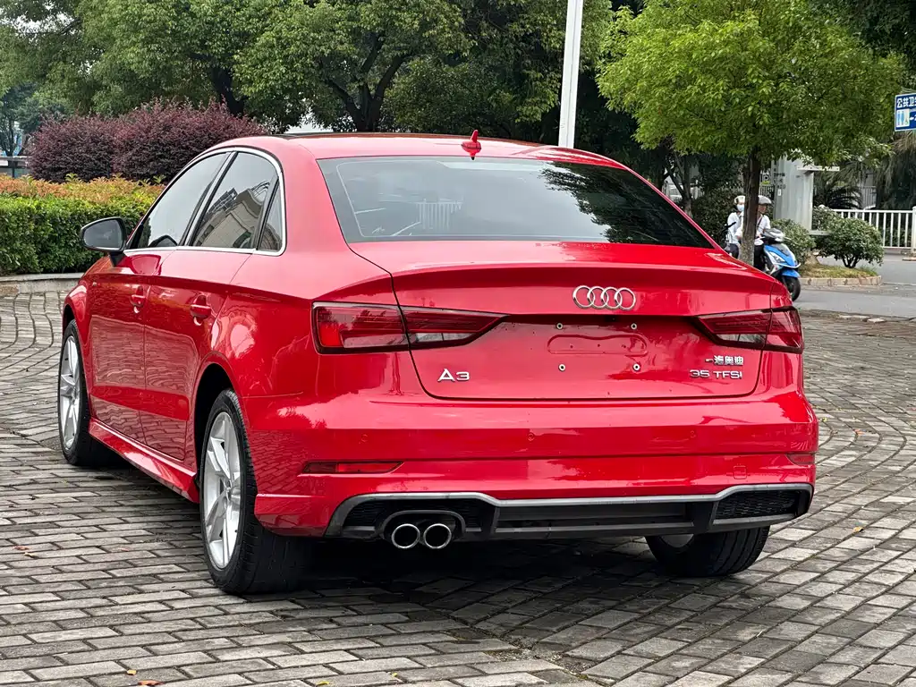 Audi A3 2018 — фото 6