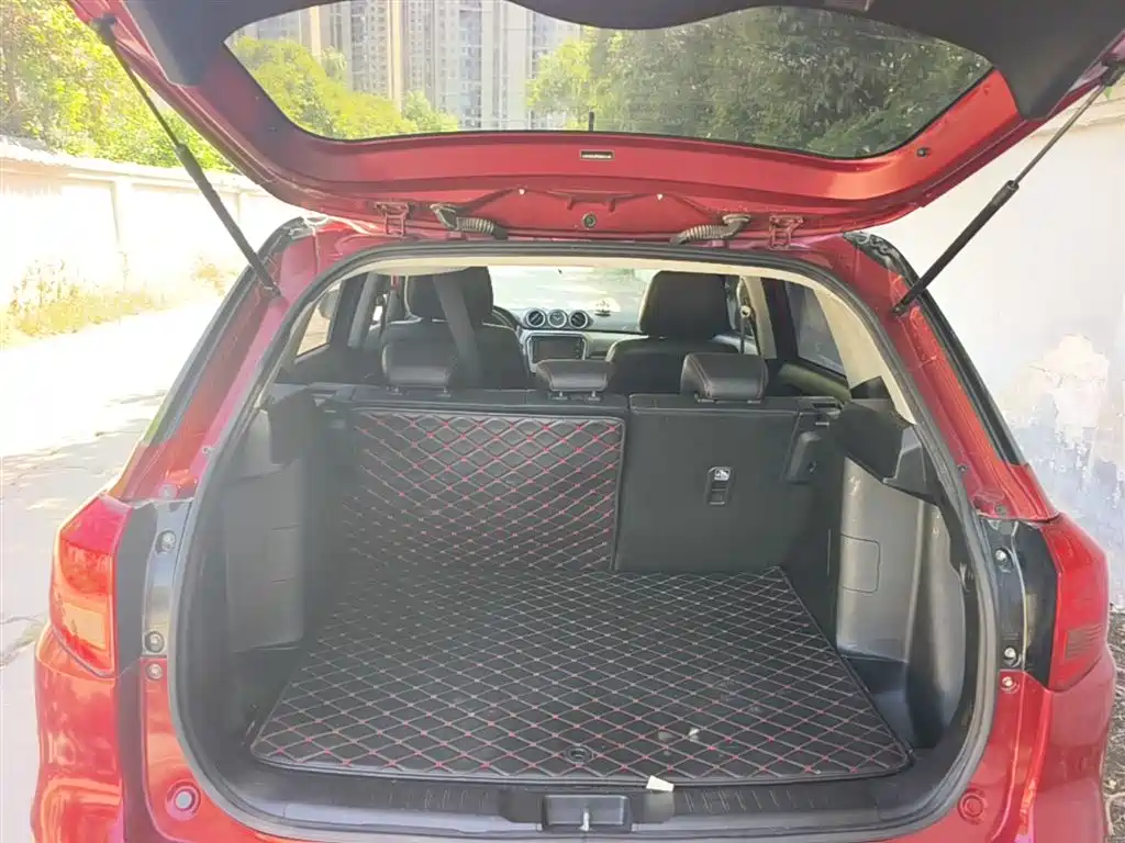 Suzuki Vitara 2016 — фото 19