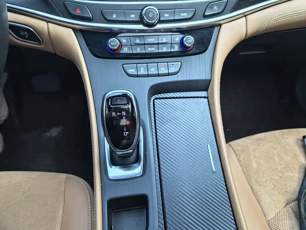 Buick LaCrosse 2021 — фото 10