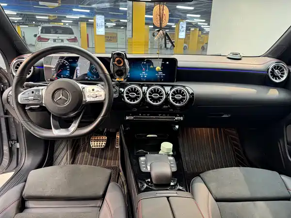 Mercedes-Benz CLA 2020
