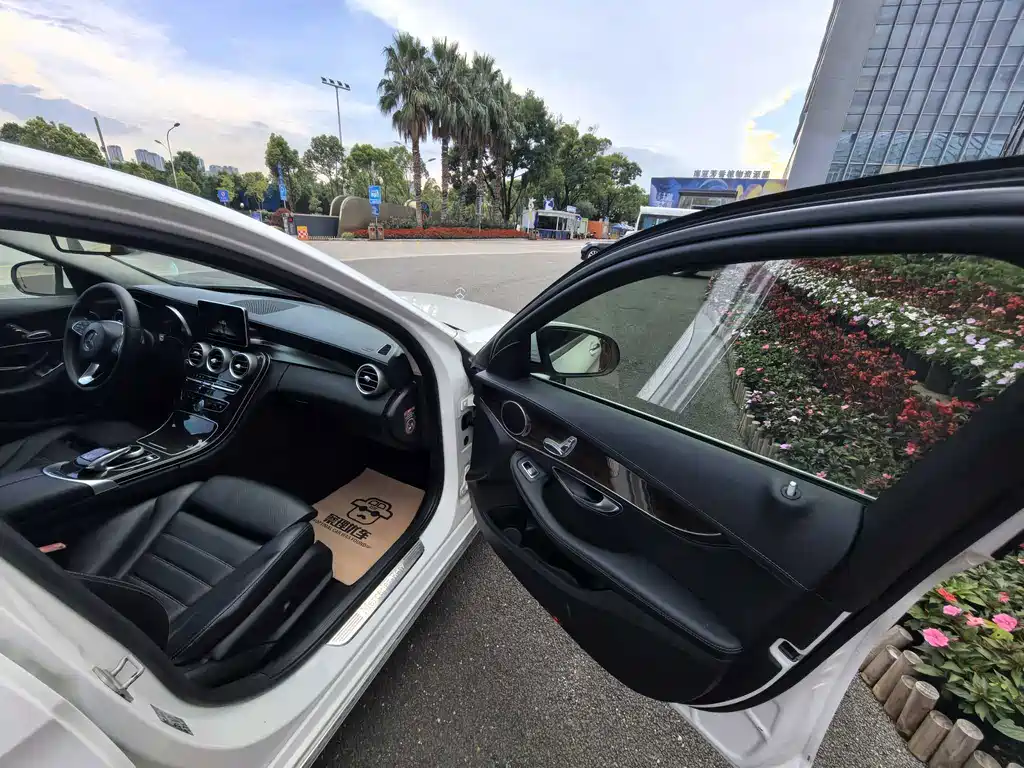 Mercedes-Benz C-Class 2015 — фото 14